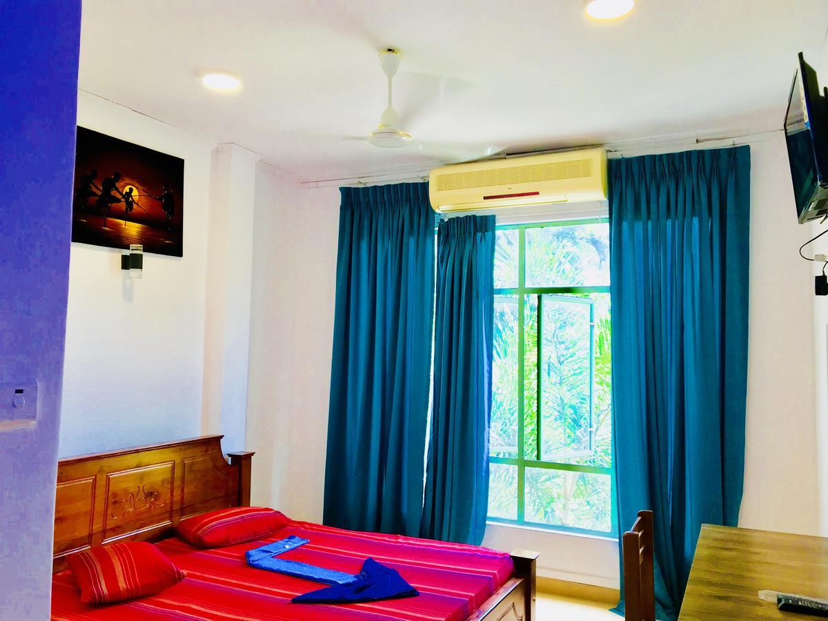Travellers Halt Hotell Ratnapura Eksteriør bilde